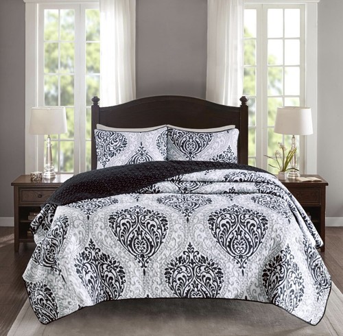 Piece quilt coverlet - quilt,